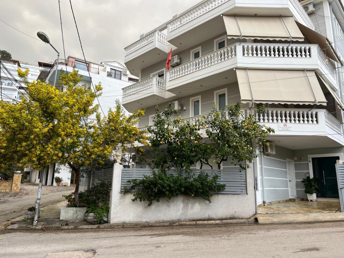 Apartments&Studios ARDIAN-MANDI Sarande Bagian luar foto
