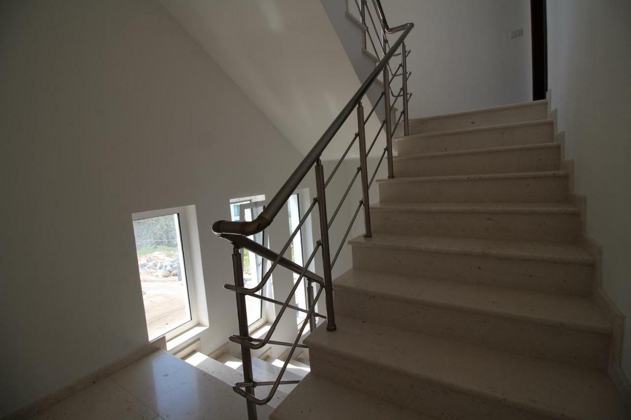 Apartments&Studios ARDIAN-MANDI Sarande Bagian luar foto