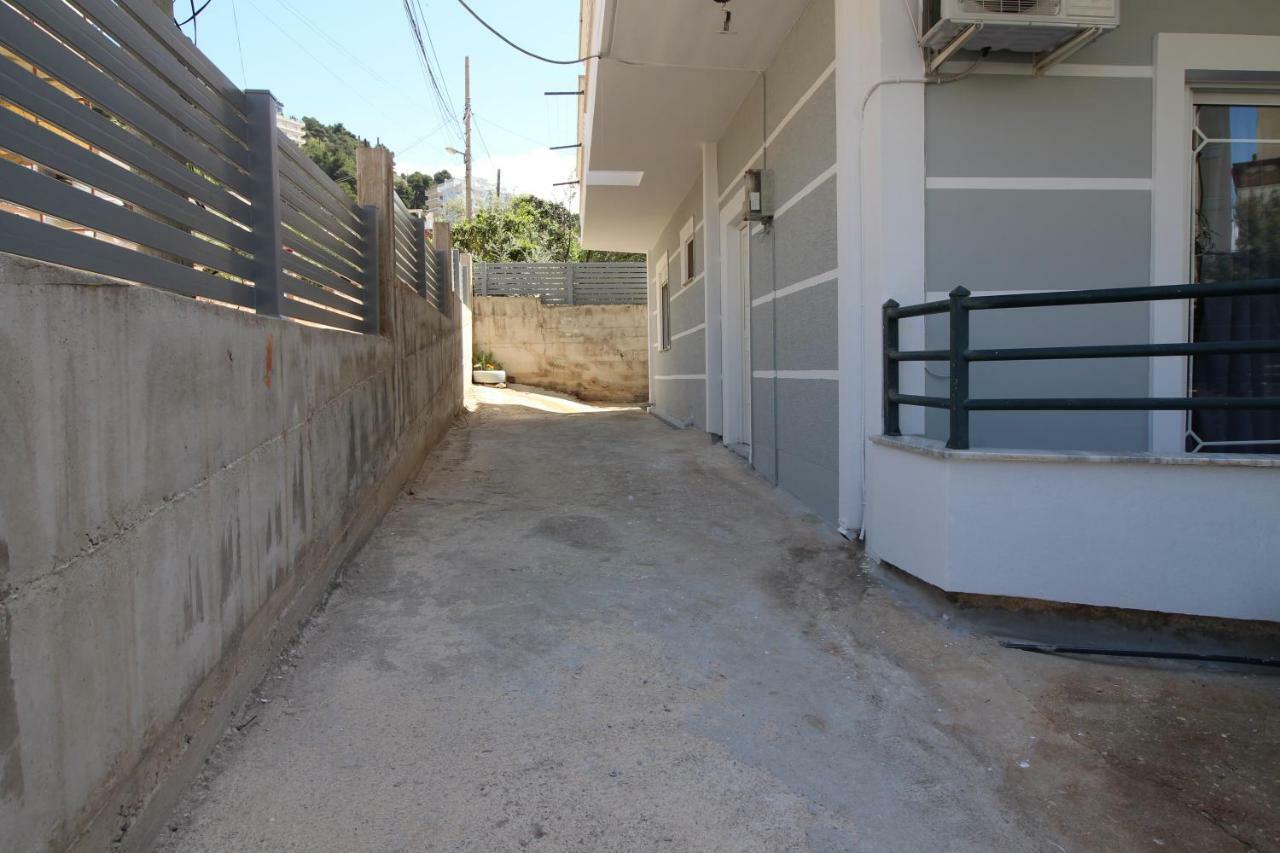Apartments&Studios ARDIAN-MANDI Sarande Bagian luar foto